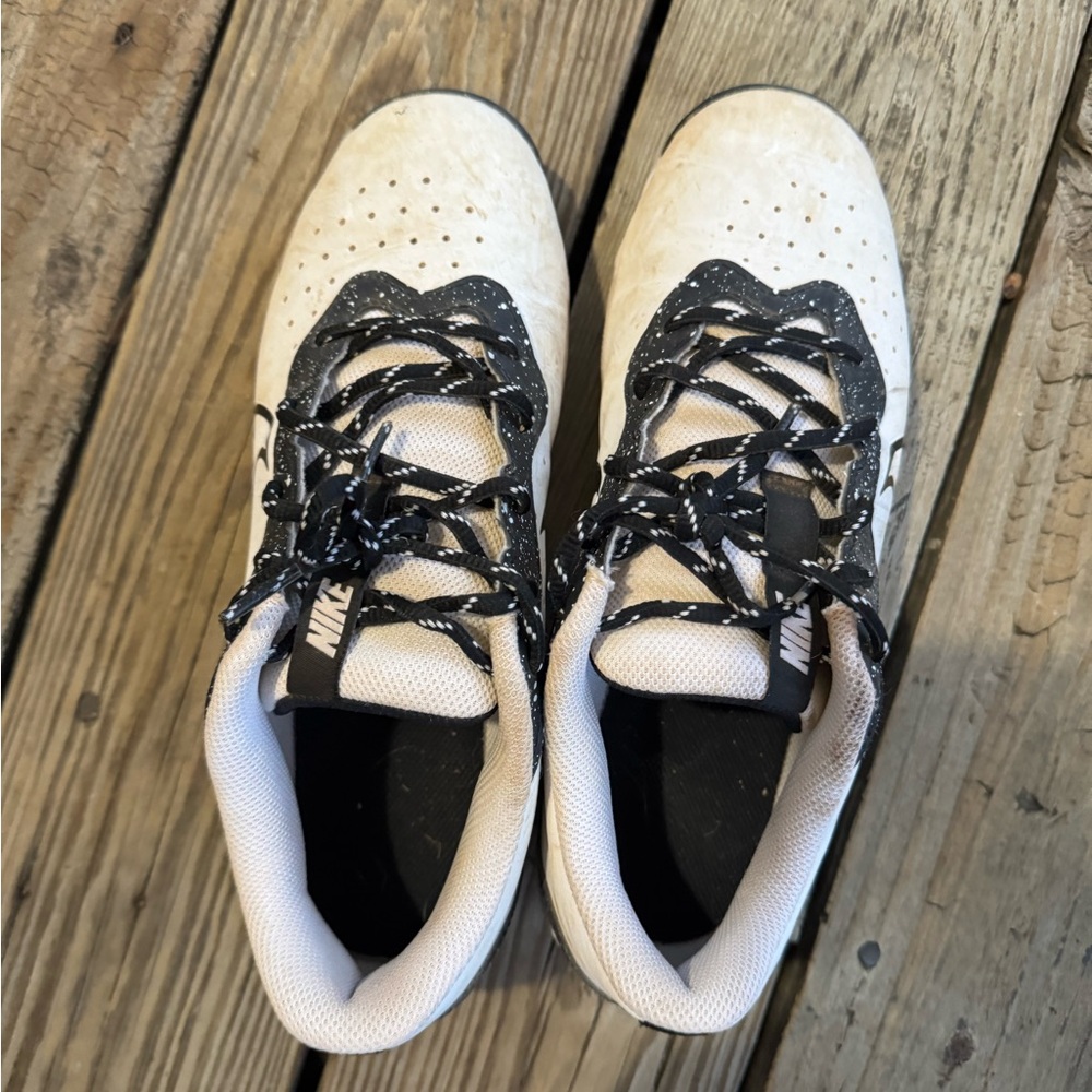 Nike Kids' Black and White Cleats